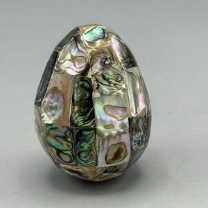 Vtg Abalone Shell Egg Mother Of Pearl Mosaic Iridescent Inlay Paperweight 2.5"T